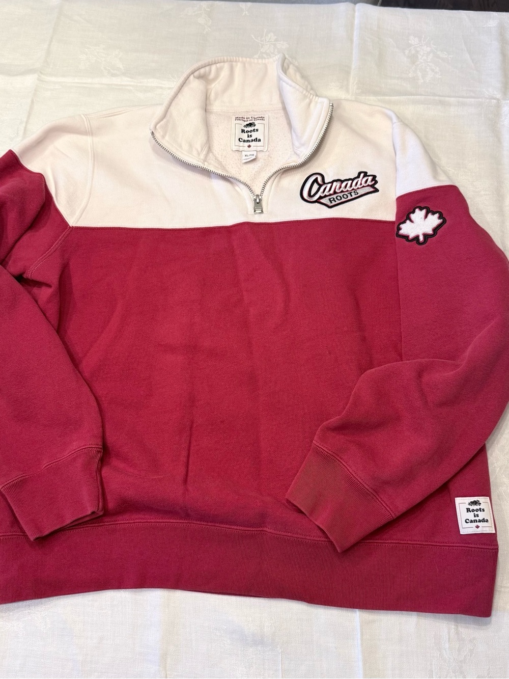 Roots Half-Zip Canada Colorblock Sweatshirt White & Red maple leaf Men’s XL HHH